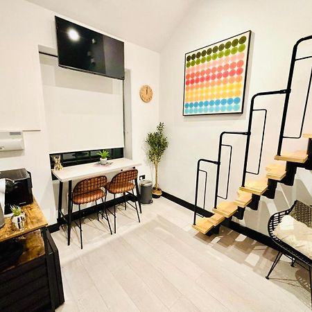London Luxury Mezzanine Studio Flats Next Hackney Central Exteriör bild