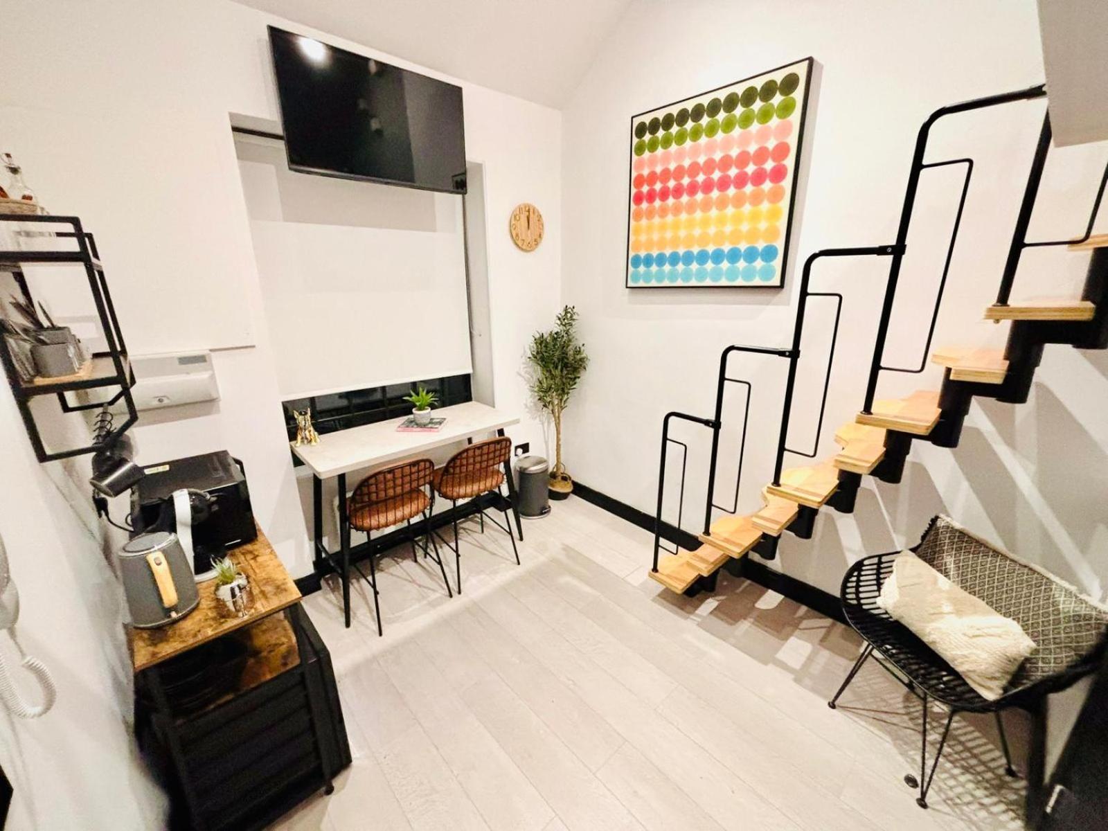 London Luxury Mezzanine Studio Flats Next Hackney Central Exteriör bild