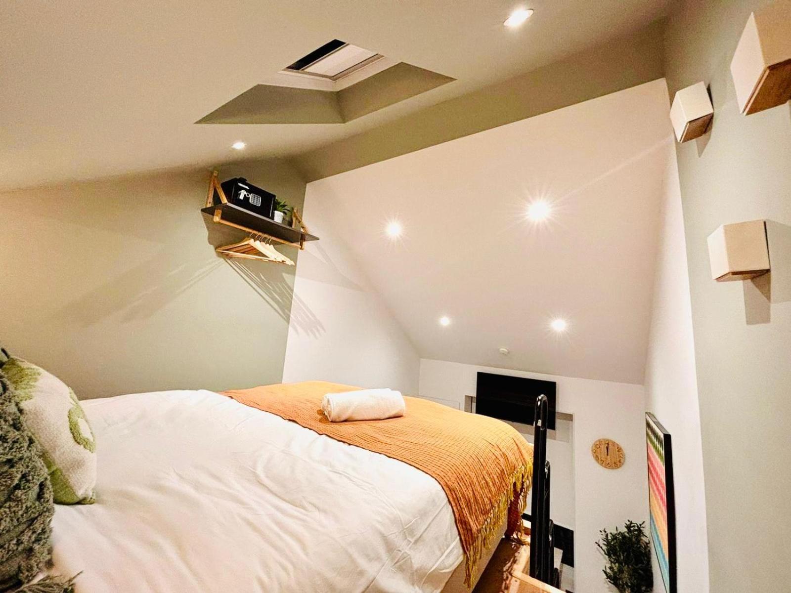 London Luxury Mezzanine Studio Flats Next Hackney Central Exteriör bild